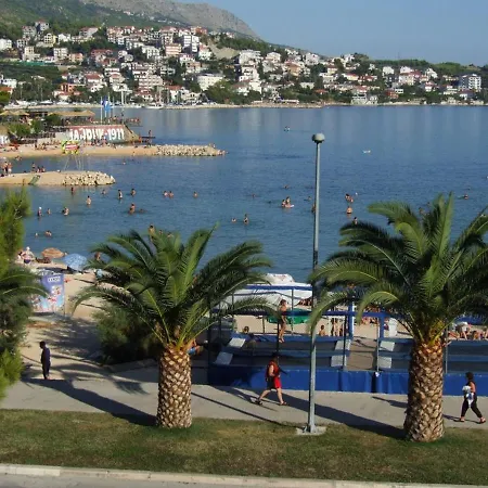 Daire A2 Near W Patio Parking And Grill